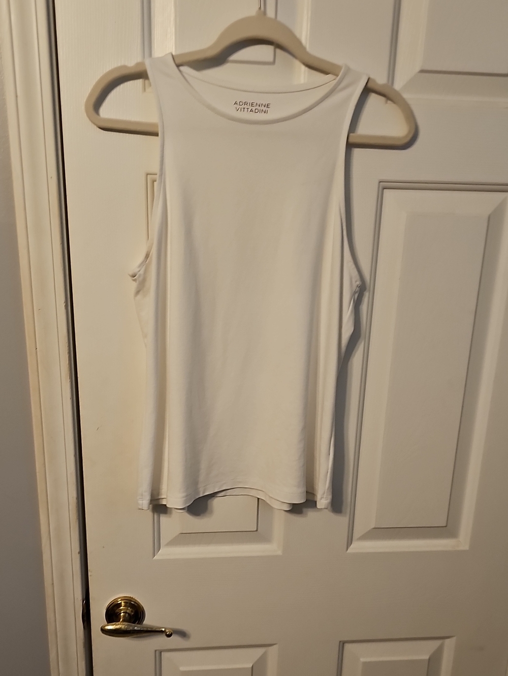 Adrienne Vittadini White Scoop-Neck Tank Top